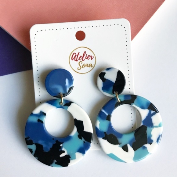 Atelier Sona Jewelry - Acrylic Stud Hoop Earrings - Blue